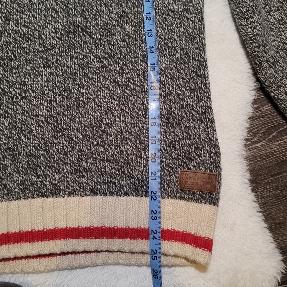 Roots Cabin Crewneck Sweater with Suede Elbow Patches In Marled Grey Sz M - Picture 8 of 9